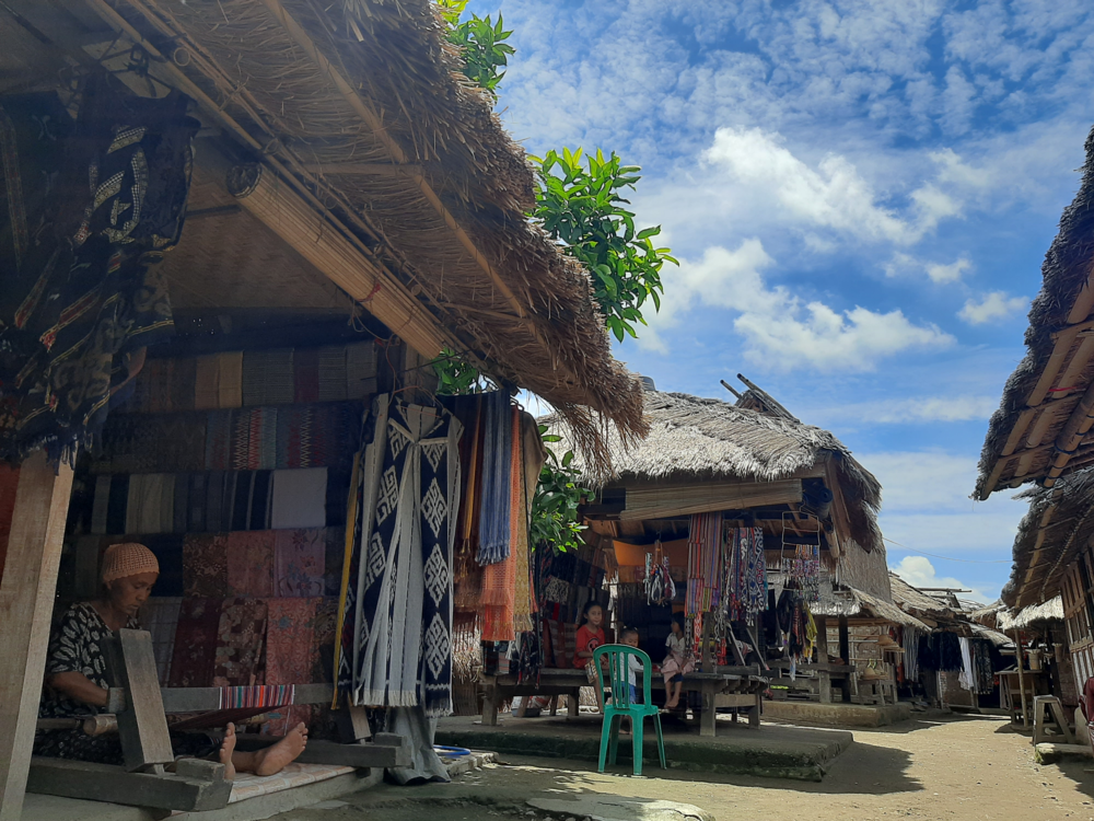 Desa Sade Lombok | Segara Travel Lombok